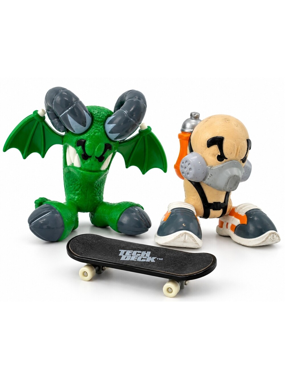 2001 Tech Deck Dudes Green Draco Tag Figures Skateboard